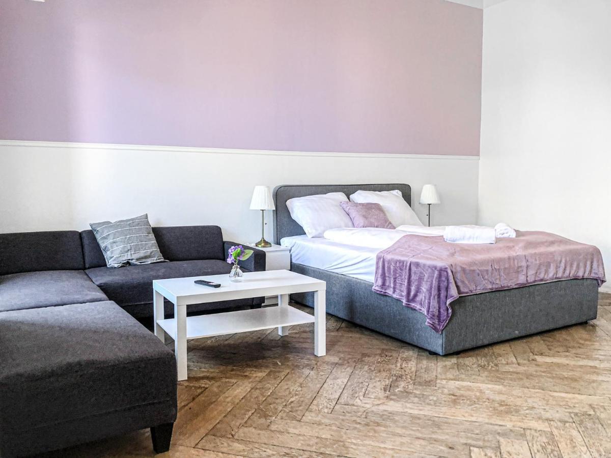 Commodious 2Br Apt. Near Akh-Perfect For Groups Viena Exterior foto
