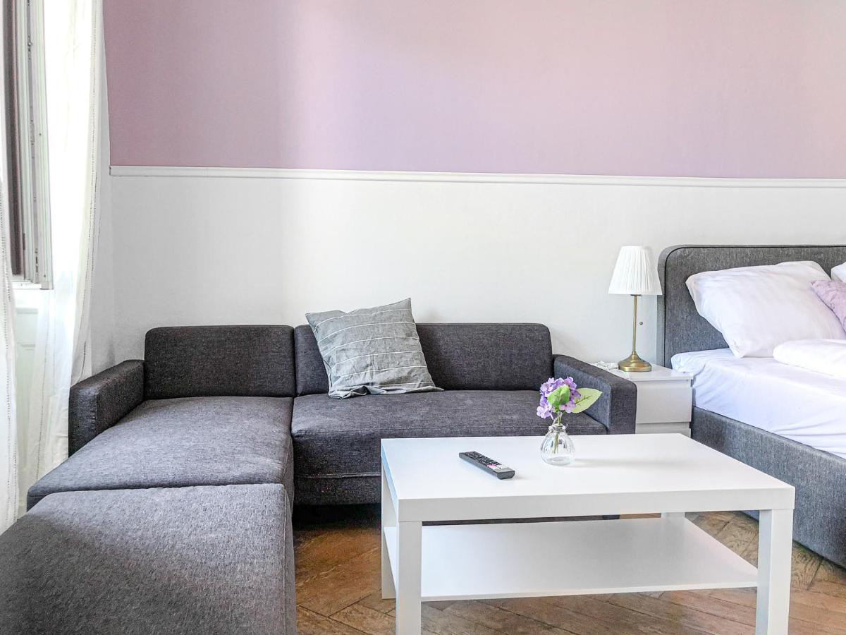 Commodious 2Br Apt. Near Akh-Perfect For Groups Viena Exterior foto